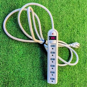 10ft Corded 15A/125VAC/60Hz 6-Outlet Transient Surge Suppressor/Power Strip EUC1